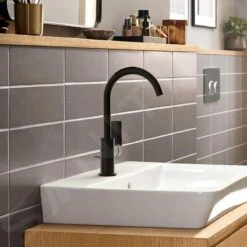 Hansgrohe Rebris E - Wastafelkraan Met Afvoer En Draaibare Uitloop, Mat Zwart 72576670 10 Hansgrohe Rebris E - Wastafelkraan Met Afvoer En Draaibare Uitloop, Mat Zwart 72576670 -AquaKranen Verkoop b2c66c223fe684060dd28b91