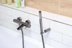 Paffoni Light - Badkraan Met Handdouche Set, Chroom LIG023CR 7 Paffoni Light - Badkraan Met Handdouche Set, Chroom LIG023CR -AquaKranen Verkoop c9b379e15366b7b39b495c60 1